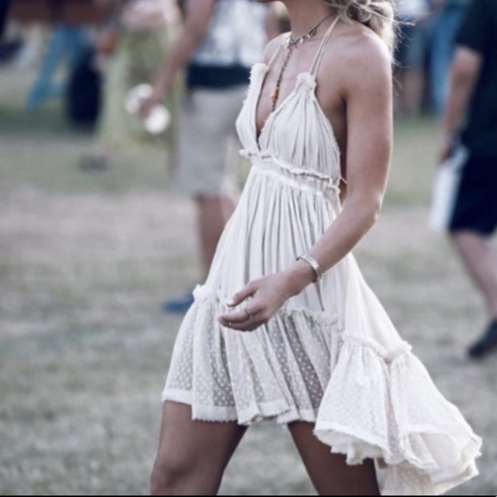 🔹New🔹Distressed Ruffle Boho Halter Dress - Picture 4 of 7